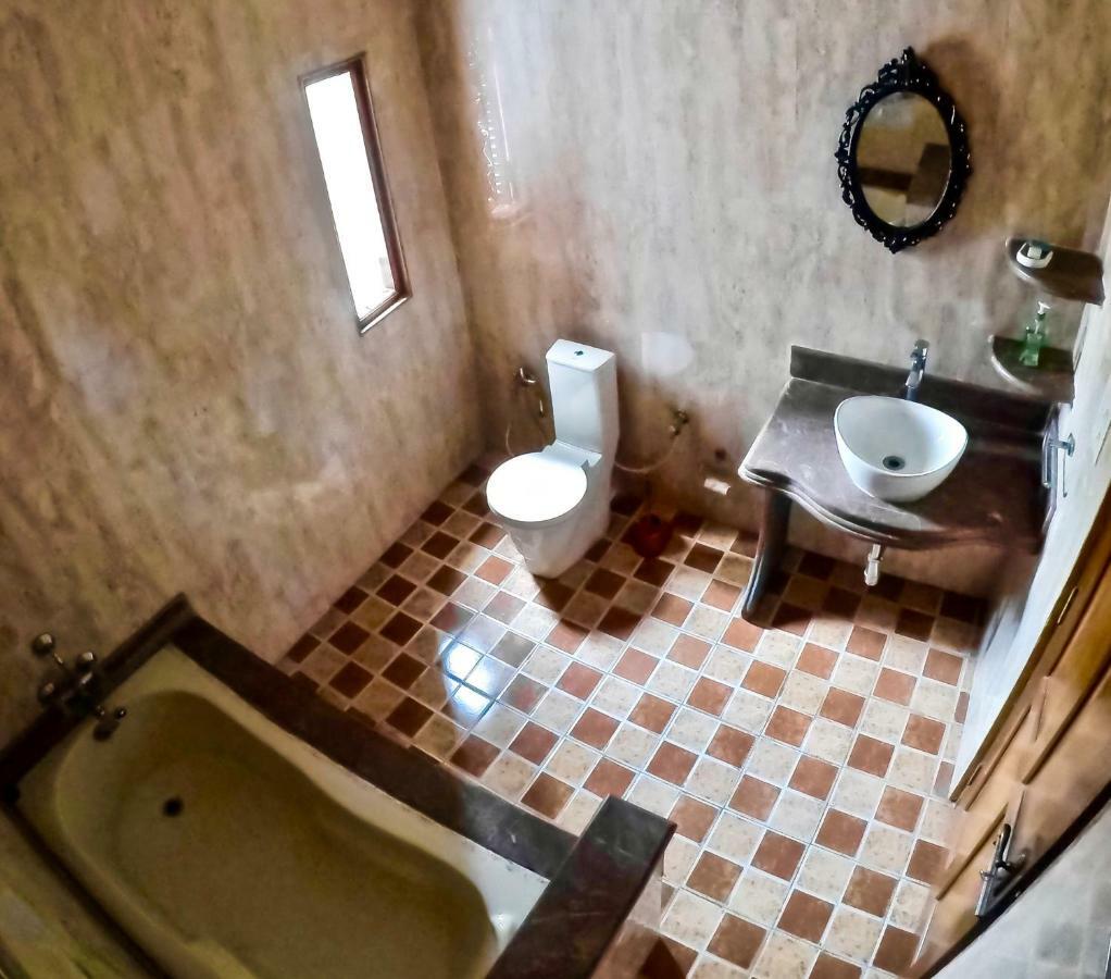 Appartamento O Abrigo Panaji Esterno foto
